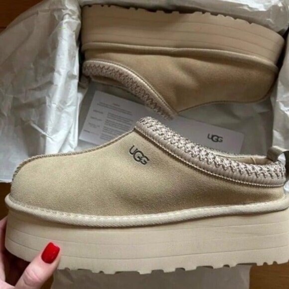 🎉Ugg Tazz Tasman Platform Slippers Beautiful Mustard Seed - Picture 2 of 6